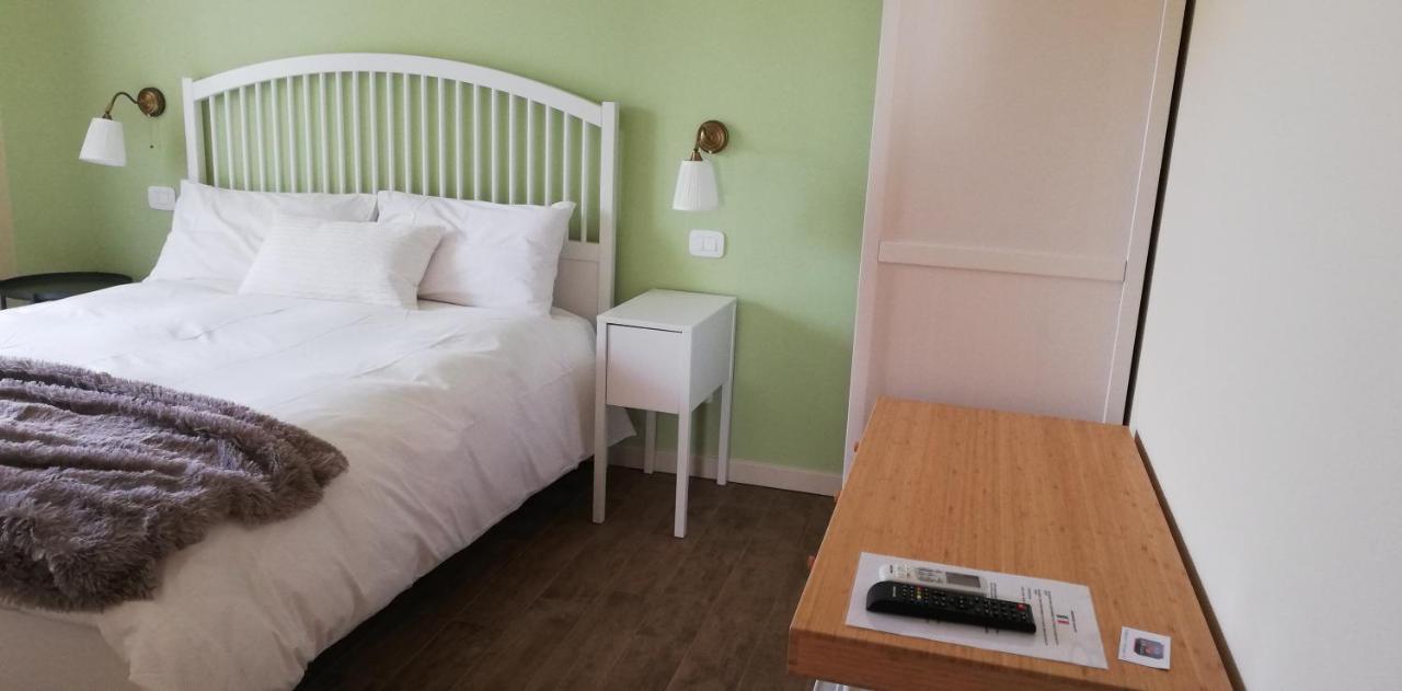 Il Melograno Bed & Breakfast การ์ดา ภายนอก รูปภาพ