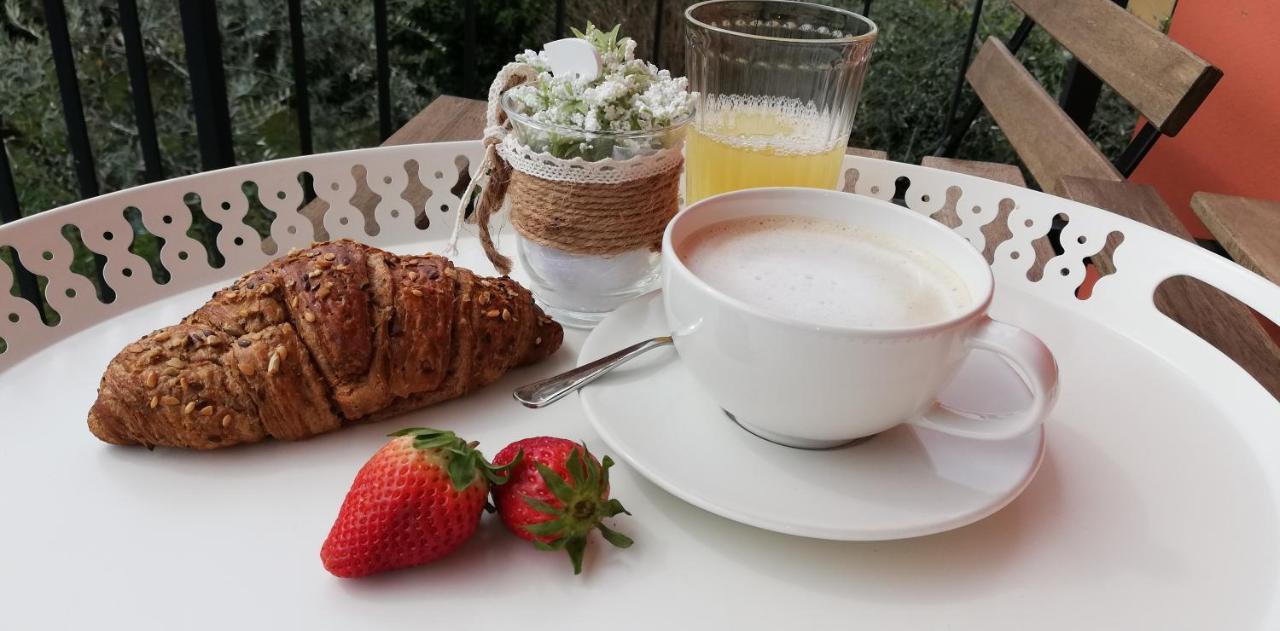 Il Melograno Bed & Breakfast การ์ดา ภายนอก รูปภาพ